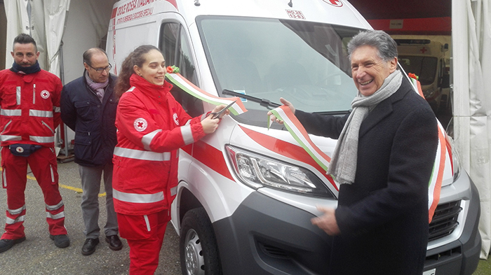 Festa alla Croce Rossa di Arona con 58 volontari nuovi e un mezzo