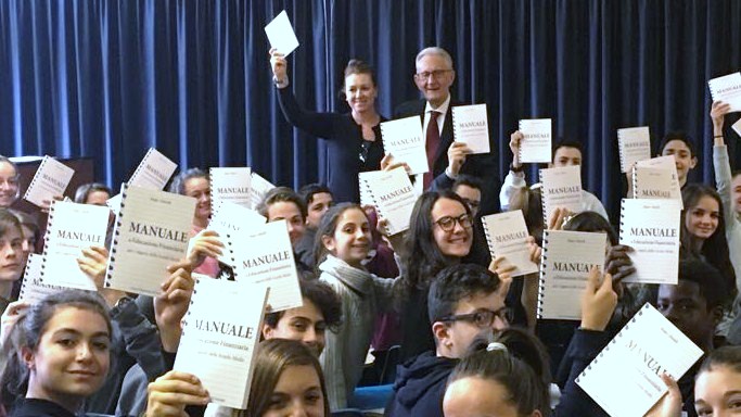 Studenti a lezione di economia