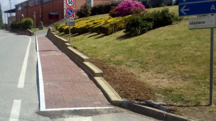 Pombia, nuovo passaggio pedonale in via Roma