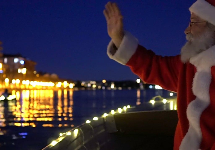 A Sesto Calende Babbo Natale sbarca dal Ticino: torna la tradizione della Vigilia 