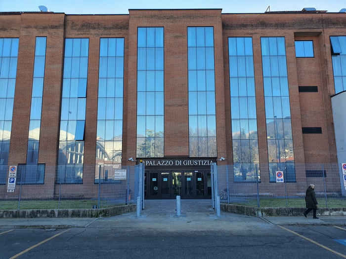 Rissa tra bande sul lungolago, condannato anche il ferito