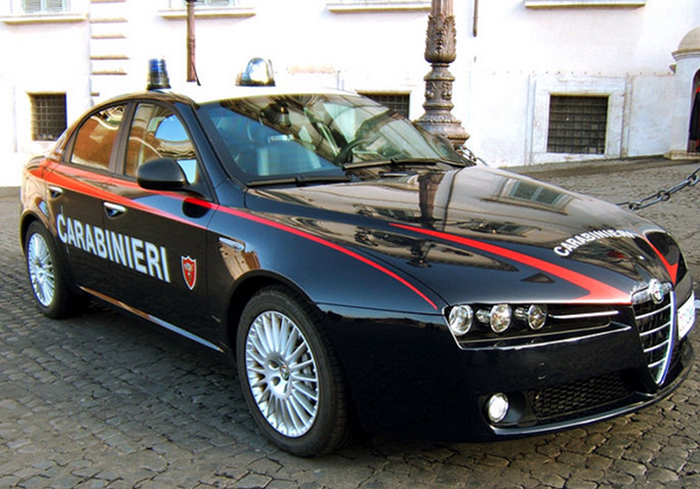 “Dacci i soldi per l'Isis”, in due minacciano il gestore del Kebab di Arona. Intervengono i carabinieri