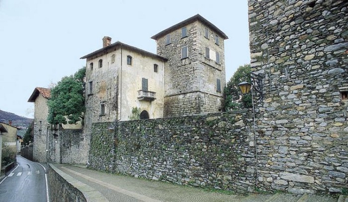 E’ in vendita il Castello di Massino che riapre dopo anni grazie al Fai e alla Pro loco