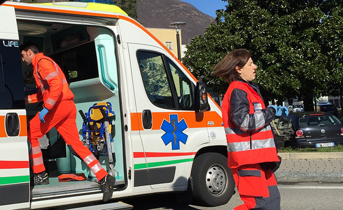Scontro a Gattico, due in ospedale. Non sono gravi