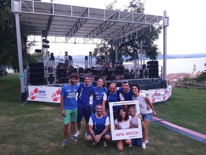 Bilancio positivo per "Avis in rocck", lo spettacolo live nel segno della solidarietà ad Arona. Foto