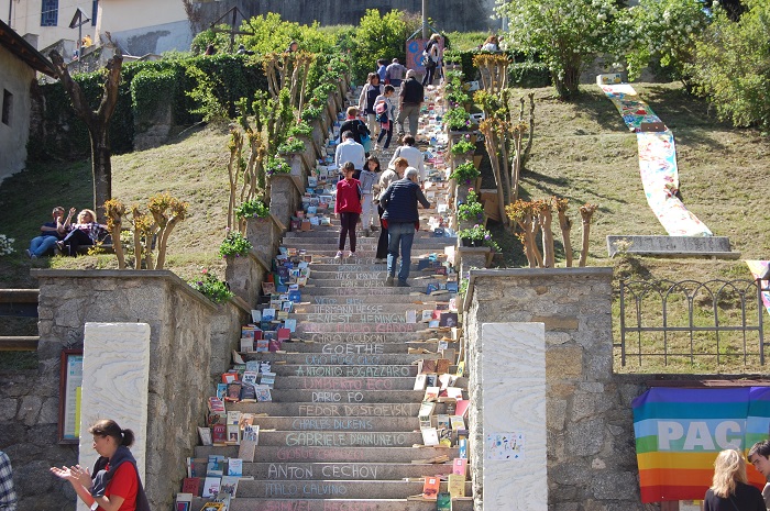 Con Librinfiore la primavera sboccia in paese e unisce la comunità. Fotogallery