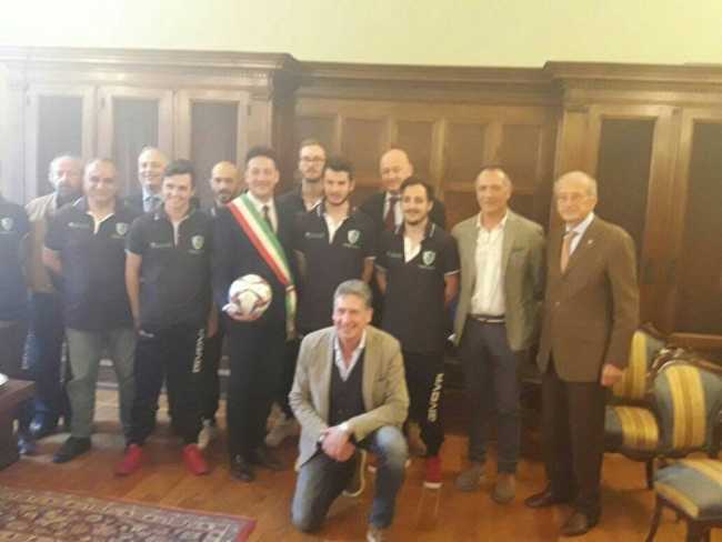 Arona gusmeroli calciatori copertina