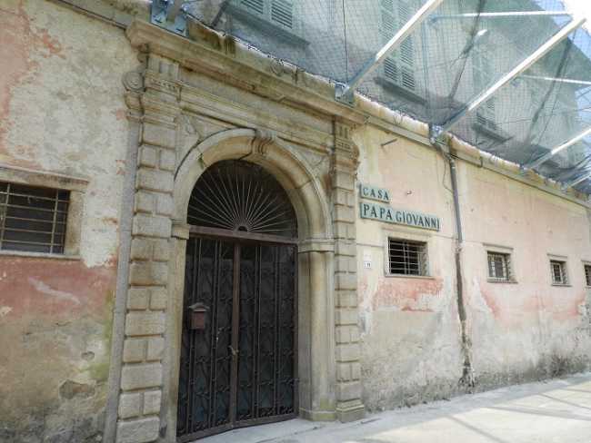 Foto Casa Papa Giovanni 20 giu 18