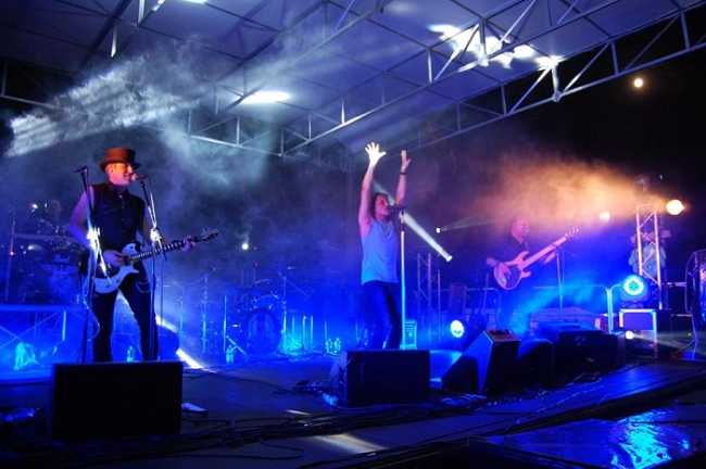 Il Gruppo Giovani sul palco