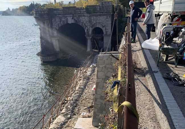 Lesa posa pilastri passeggiata