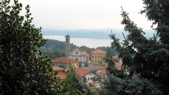 Nebbiuno foto del paese