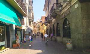 arona via centro pedonale