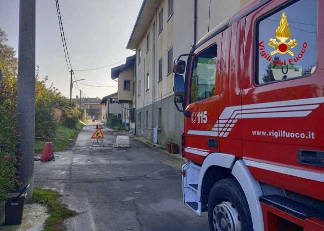 b9d2438e 92a5 4ac2 9821 120455635e6c