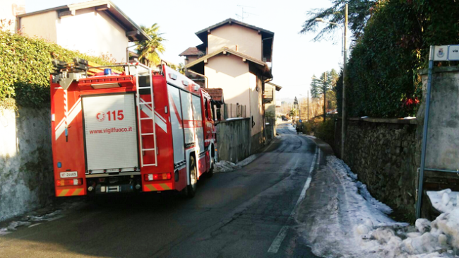 camion vigili via neve dic 17