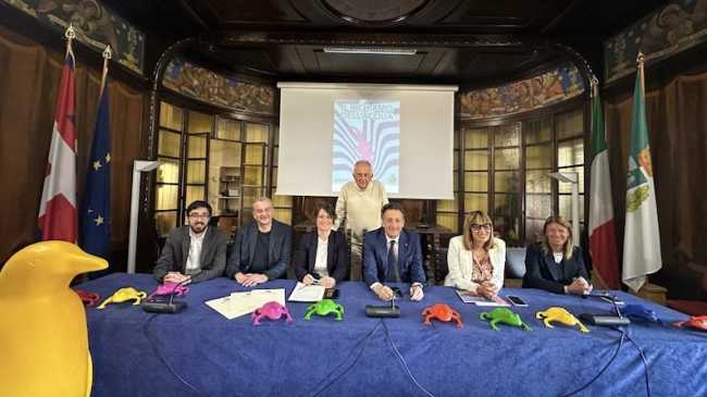 cracking art conf stampa arona