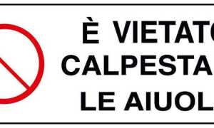 divieto calpestare aiuole