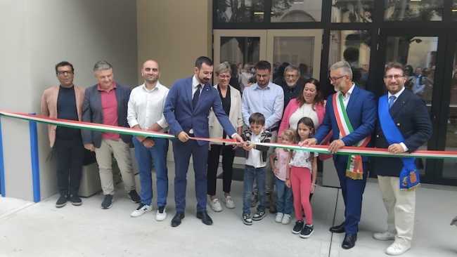 invorio asilo inaugurazione