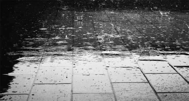 pioggia mattonelle bn