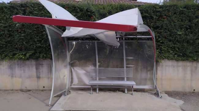 pombia pensilina danneggiata