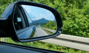 specchietto auto