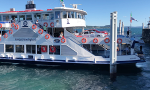 traghetto intra