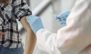 vaccinazione ragazzo