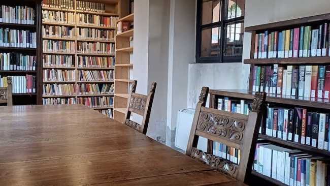 varallo pombia biblioteca