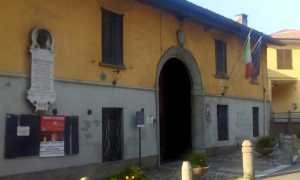 varallo pombia comune esterno