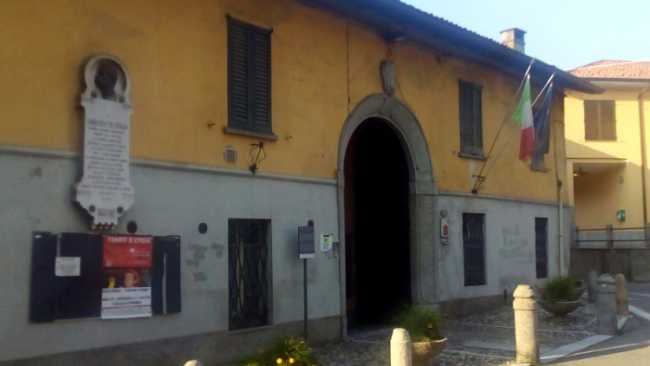 varallo pombia comune esterno