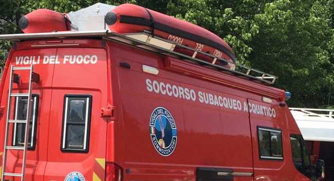 vigili fuoco sommozzatori