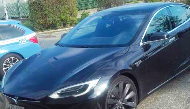 tesla sequestro polstrada