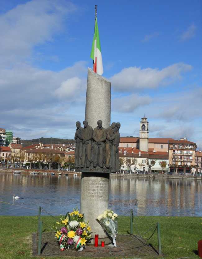 castelletto martiri monum