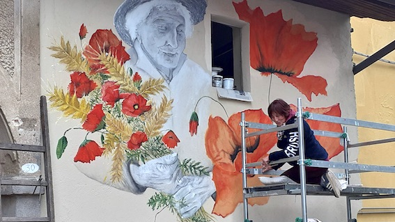 mezzomerico muro dipinto