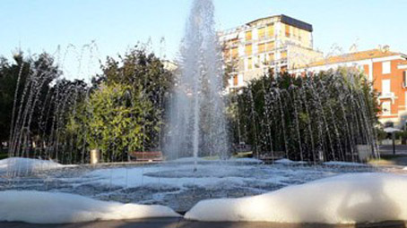 fontana schiuma